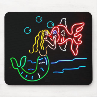 Zeemeermin Kissingvis in Neon Muismat