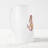 Zeemeermin met een gele en roze staart matglas bierpul (Voorkant links)