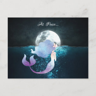 Zeemeermin zwemt in vrede onder de volle maan briefkaart