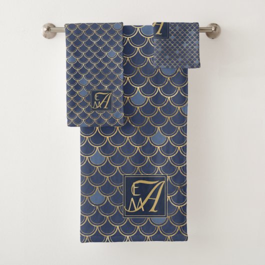 Zeemeerminenschubben Monogram Navyblauw Goud Huisd Bad Handdoek (Insitu)
