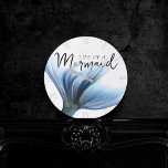 #ZeemeerminHet leven van een zeemeermin | blue tai Ronde Klok<br><div class="desc">#MermaidLife Cool "Life/Soul of a Mermaid" Sprichwort mit einer sassy und lustig handgeschriebenen Typografie mit einem frisch, glänzend Glam Meerjungfrau Schwanz. Vrouwelijk "onder het zee"-Design aus der modernen und trendigen auffälligen Mermaid-Kollektion besticht durch ein elegantes grillige Imitat Gemengde Metalen Glitzer Mermaid Schwanz mit einem metallischen irisierenden Schimmer. Für andere Farben...</div>