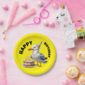 Zeemeeuw draagt verjaardagsverjaardag pet papieren bordje (Feest)