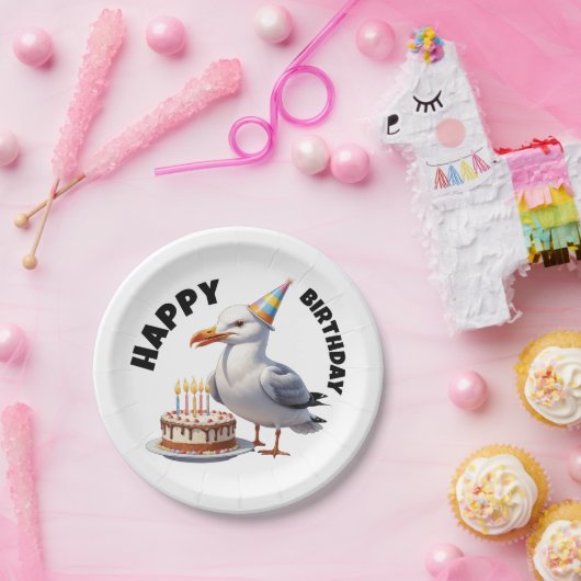 Zeemeeuw draagt verjaardagsverjaardag pet papieren bordje (Feest)