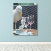 Zeemeeuw en wijnglazen uitzicht canvas print (Insitu (Houten vloer))