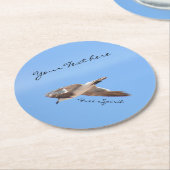 Zeemeeuw in de lucht in de blauwe hemel ronde kartonnen onderzetter (Gebogen)