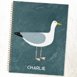 Zeemeeuw kustvogel gepersonaliseerd planner<br><div class="desc">Een brutale meeuw die bij de oceaan staat. Perfect voor diegenen die houden van kustvogels. Wijzig de naam om deze te personaliseren. Originele kunst van Nic Squirrell.</div>