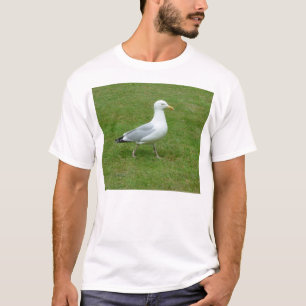 Zeemeeuw loopt in het Park T-shirt