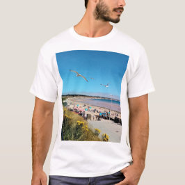 Zeemeeuwen, op het strand van Bridlington T-shirt