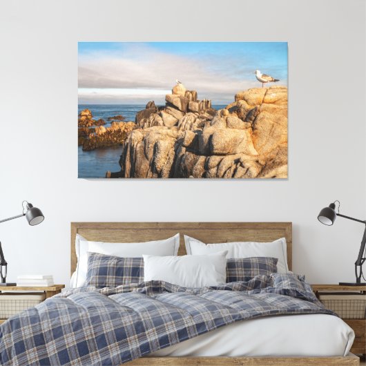 Zeemeeuwen op Rocky Coastline Canvas Afdruk (Insitu (Slaapkamer))