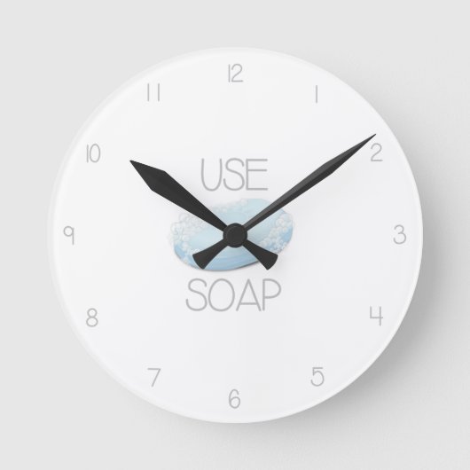 Zeep gebruiken - Funny Bathroom Clock Ronde Klok (Voorkant)