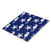 Zeepaard en zeester - marineblauw en wit tegeltje (Zijkant)