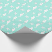 Zeepaard en zeester - wit op bleke aqua cadeaupapier (Hoek)