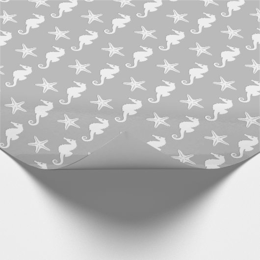 Zeepaard en zeester - wit op zilvergrijs cadeaupapier (Hoek)