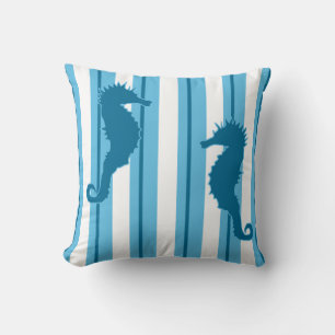 Zeepaarden en Strepen in Oceankleuren Kussen