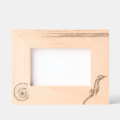  zeepaardje en zeeschelpenhout gegraveerde lijstjes (Voorkant)