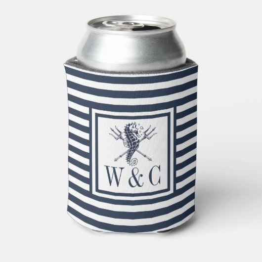 Zeepaardmarineblauw Stripe nautisch monogram kan c Blikjeskoeler (Blikje Achterkant)
