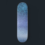 Zeepastel Blue Triple Glitter Ombre Gradient Persoonlijk Skateboard<br><div class="desc">Deze elegante, glamoureuze en chic print is perfect voor het trendy en stijlvolle meisje. Het is voorzien van een faux met een dun blauw glitter in periwinkle blauw tot pastelblauw gradiëntombre. Het is modern, , meisjes, uniek en cool. ***BELANGRIJKE NOTA VAN HET ONTWERP: Voor om het even welk verzoek van...</div>