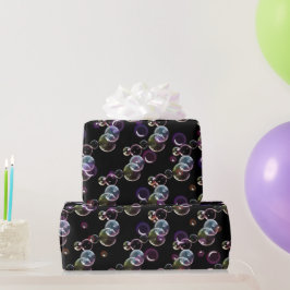 zeepbellen op zwart cadeaupapier
