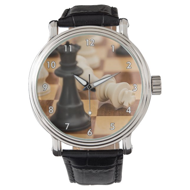 Zeer Cool Schaakbord met Stukken Horloge (Voorkant)