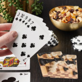 Zeer Cool Schaakbord met Stukken Pokerkaarten (Insitu)