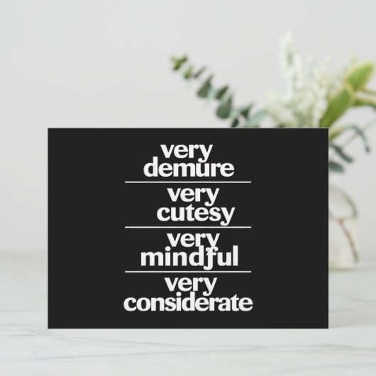 Zeer demure Zeer schattig Zeer attente demure Kaart (Staand voorkant)