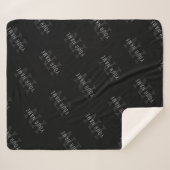 Zeer donker grijs & zwart Monogram Naam Patroon Sherpa Deken (Voorkant (horizontaal))