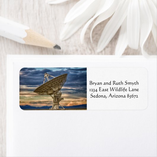 Zeer grote array bij zonsondergang etiket (Insitu)