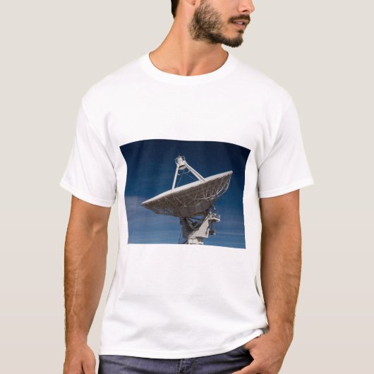 Zeer grote arrayradionasstronomie Observatory Dish T-shirt (Voorkant)