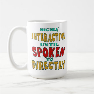 Zeer interactief totdat er direct tegen gesproken  koffiemok