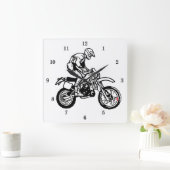 Zeer koude vuile wandklok (Huis)