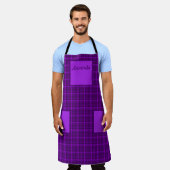 Zeer mooi licht geruit patroon van paarse schort (Gedragen)