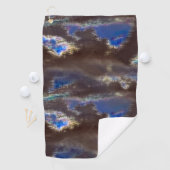 Zeer rustige, donkere wolken met drooggestuwde ver golfhanddoek (Insitu)