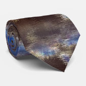 Zeer rustige, donkere wolken met drooggestuwde ver stropdas (Opgerold)