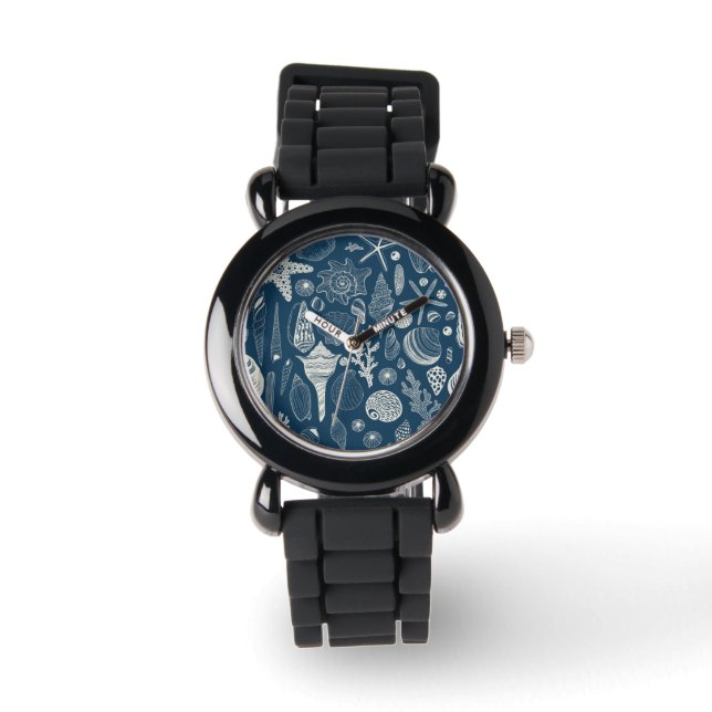Zeeschalen op donkerblauw horloge (Voorkant)