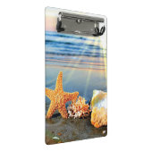 Zeeschelpen en zeesterkreeft op het strand mini klembord (Schuin)