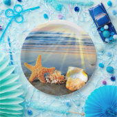 Zeeschelpen en zeesterkreeft op het strand papieren bordje (Feest)