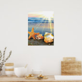 Zeeschelpen en zeesterkreeft op het strand poster (Keuken)