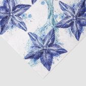 Zeeschelpen in een plons water tissuepapier (Detail)