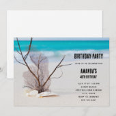 Zeeschelpen op een zandstrand Foto Verjaardag Kaart (Voorkant / Achterkant)