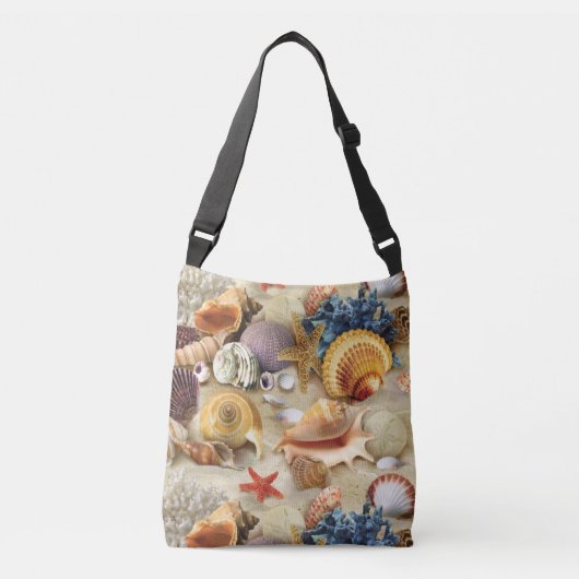 Zeeschelpen op het strand crossbody tas (Voorkant)