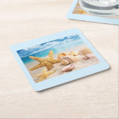 Zeeschelpen op het strand papieren onderzetters (Schuin)