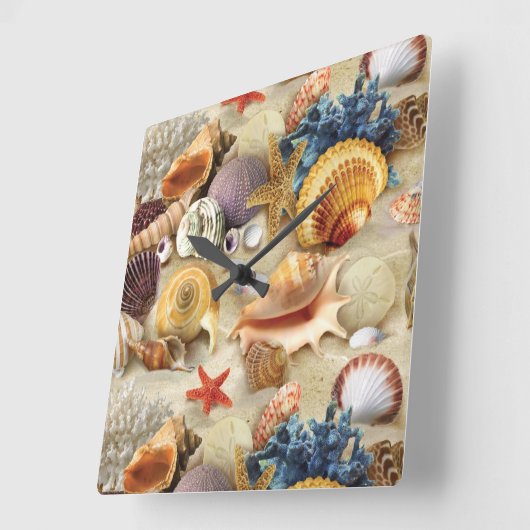 Zeeschelpen op het strand vierkante klok (Hoek)
