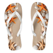 Zeeschelpen, zeesterren en steentjes op een zandst teenslippers (Voetbed)