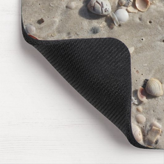 Zeeshells in de Wet Sand Muismat (Hoek)