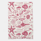 Zeeshells in Viva Magenta - Kleur van het jaar 202 Theedoek (Verticaal)