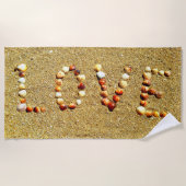 Zeeshells spellen LOVE op Zand Effect Strandlaken (Voorkant)
