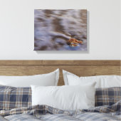 Zeeslagers in Surf Stretched Canvas Print (Insitu (Slaapkamer))