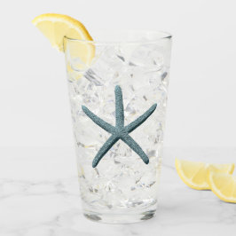 Zeester met blauwe vinger glas
