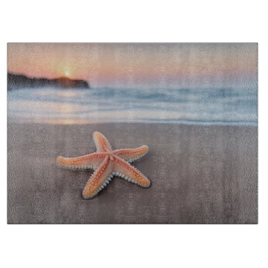Zeesterren liggend op een strand snijplank (Voorkant)
