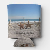 Zeesterren op het strand - gepersonaliseerd blikjeskoeler (Achterkant)